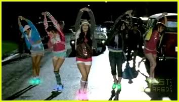 vanessa-hudgens-sneakernight-music-.jpg