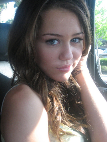 135365_miley zlata.jpg
